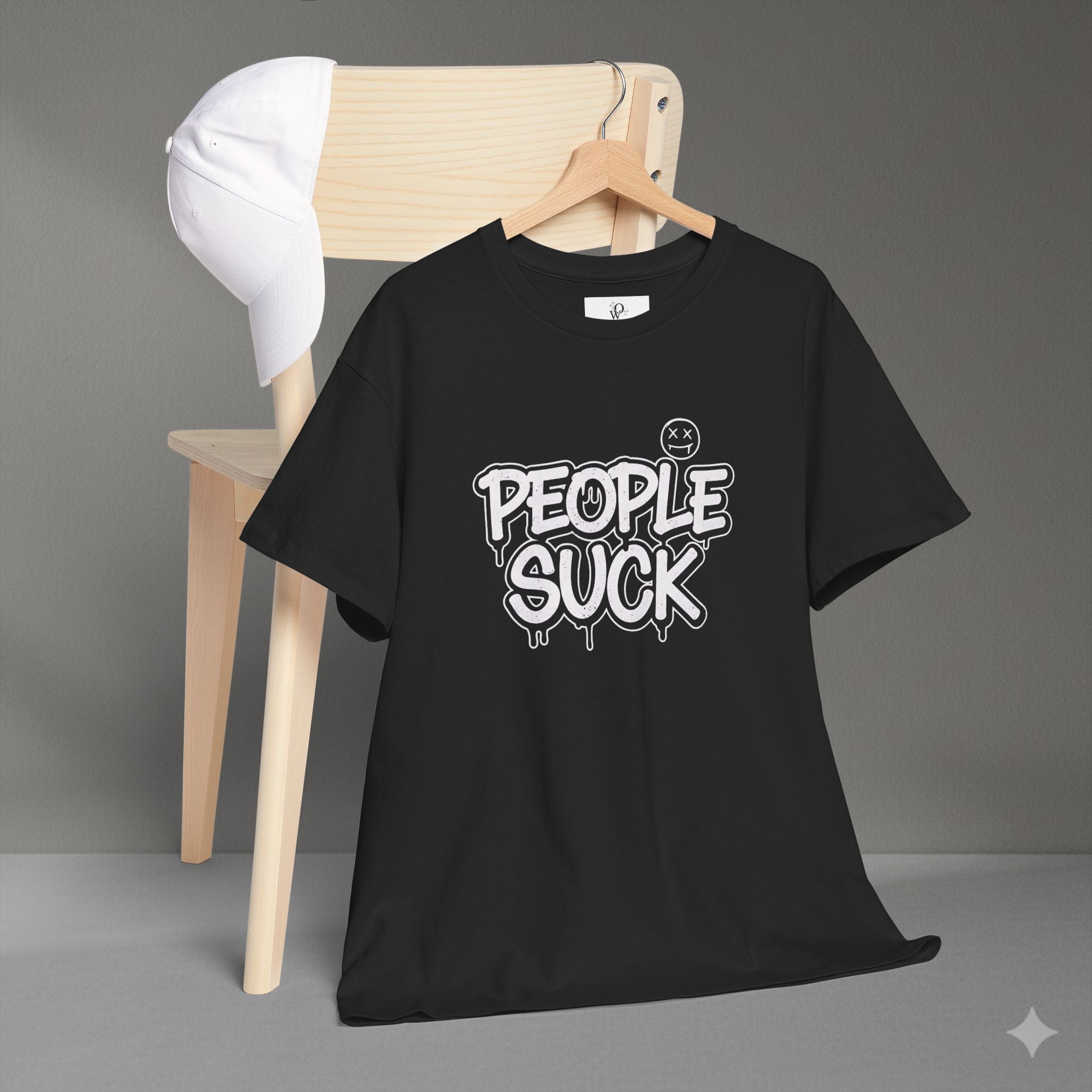 People Suck Graphic Tee — Edgy Streetwear T‑Shirt with Bold Graffiti Text